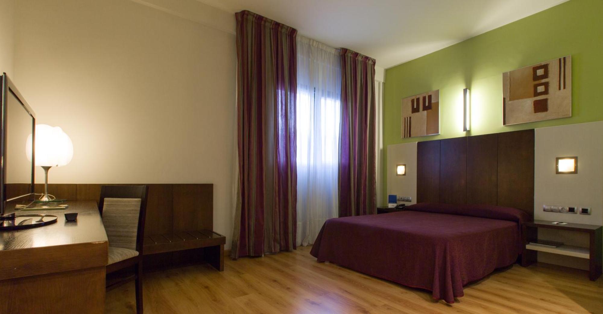 Hotel La Borona Gijón Quarto foto